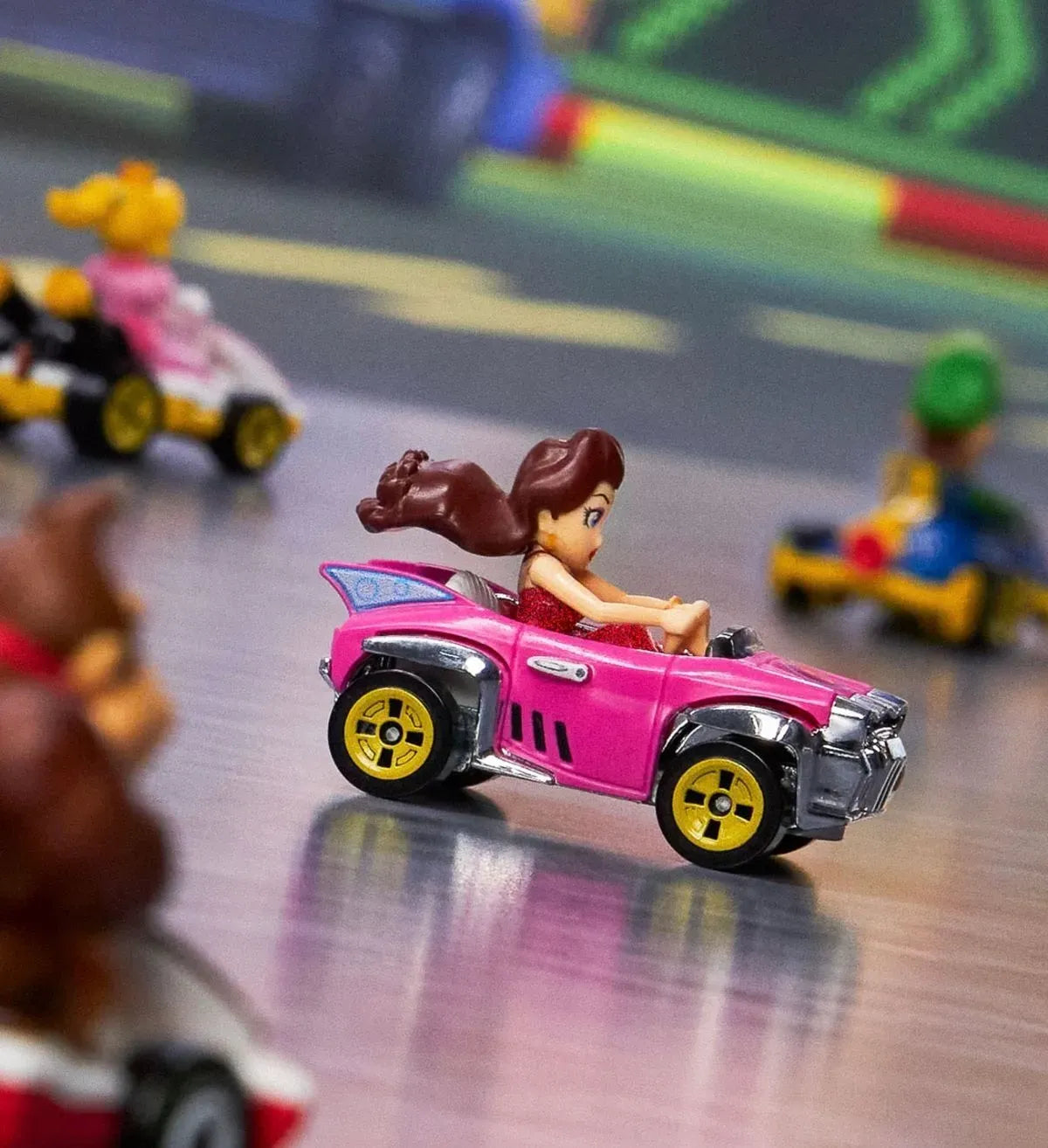 Mattel Exclusive Hot Wheels Mario Kart - Pauline Vehicle.