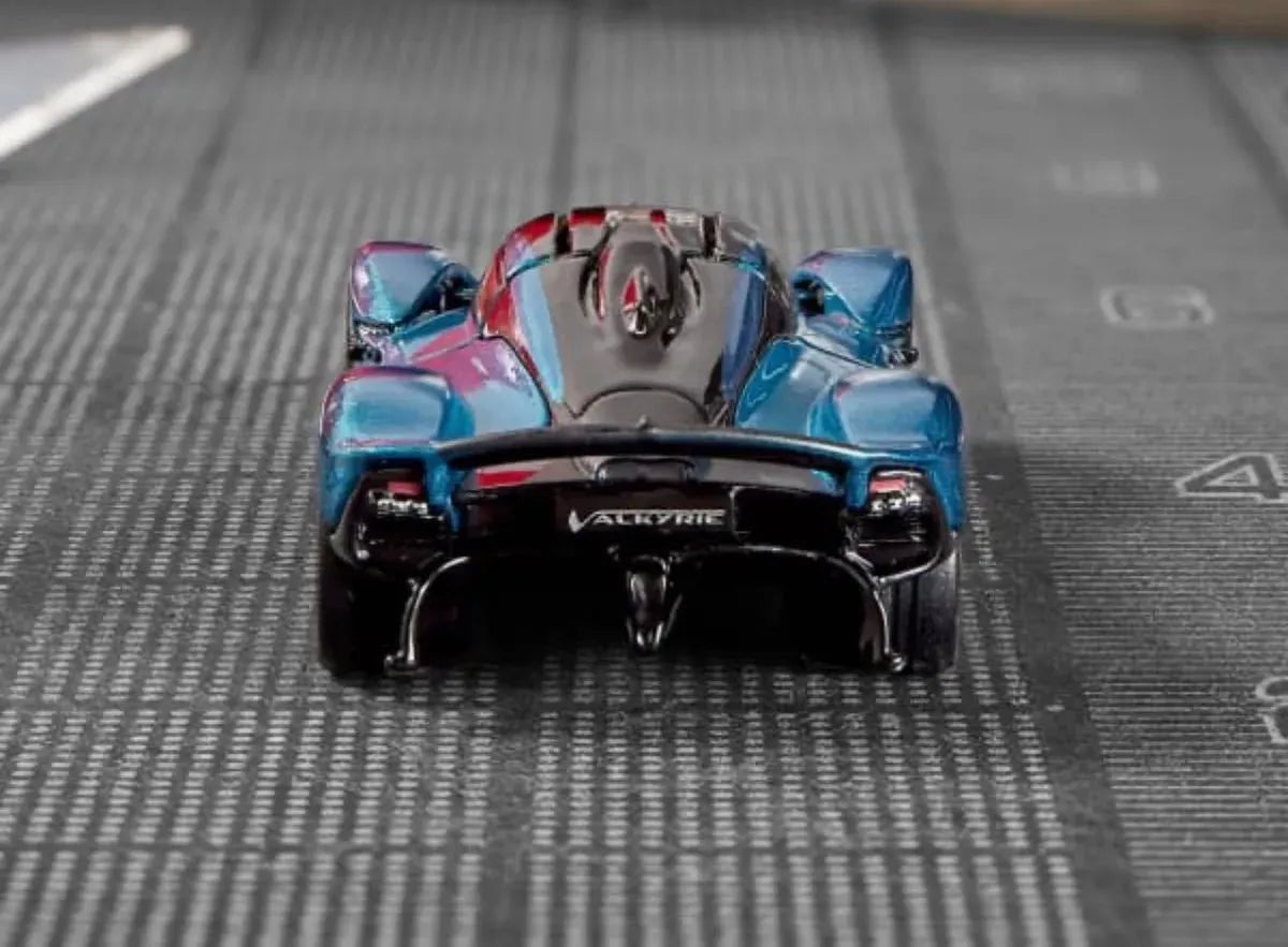 MATTEL HOT WHEELS ELITE 64 SERIES EXCLUSIVE ASTON MARTIN VALKYRIE